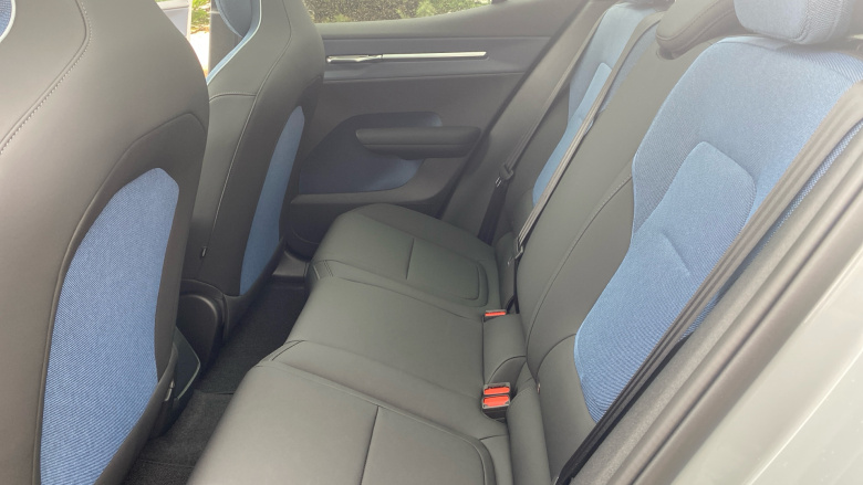 Volvo EX30 315kW Twin Motor Performance Ultra 69kWh 5dr Auto Electric Estate